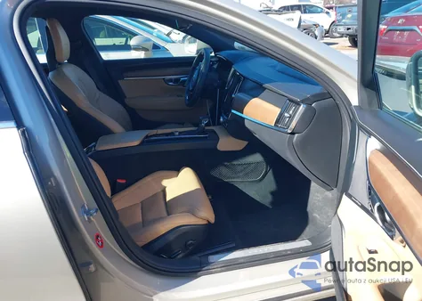 2017 Volvo S90 T6 Inscription z USA, uszkodzony, nr VIN YV1A22ML6H1001734